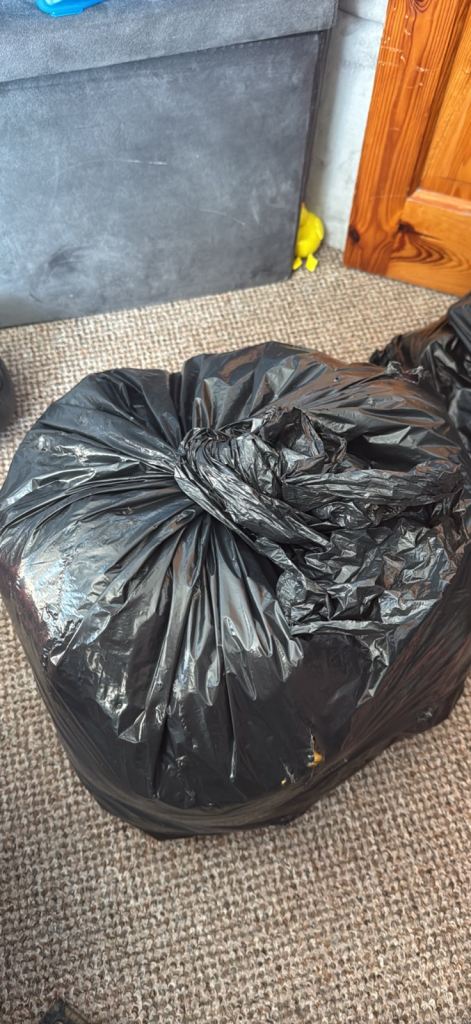 Big bag full of women’s clothes idea for resellers Vinted or eBay 