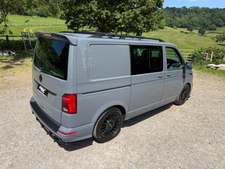 VW Transporter T32 Kombi 204 DSG Highline, Huge Spec, Genuine Leighton Van Model