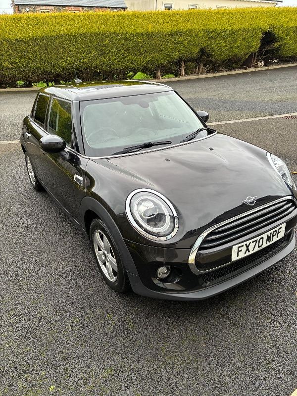 Sept 2020 MINI hatch 1.5 Cooper Classic II 5 door 