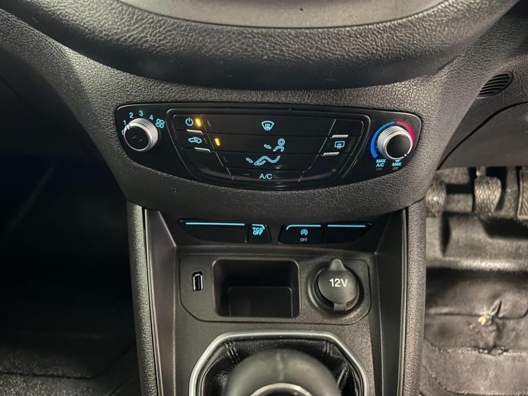 2021 Ford Transit Courier 1.5 TDCi 100ps Limited Van [6 Speed] PANEL VAN DIESEL Manual