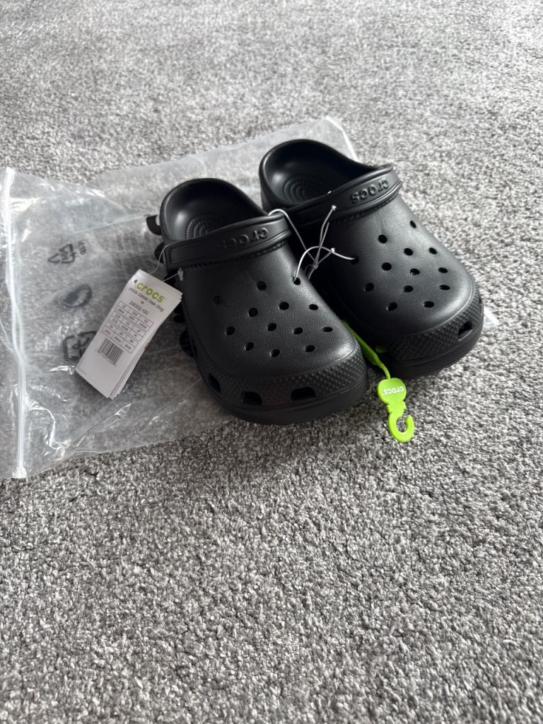Black adults crocs size 5 