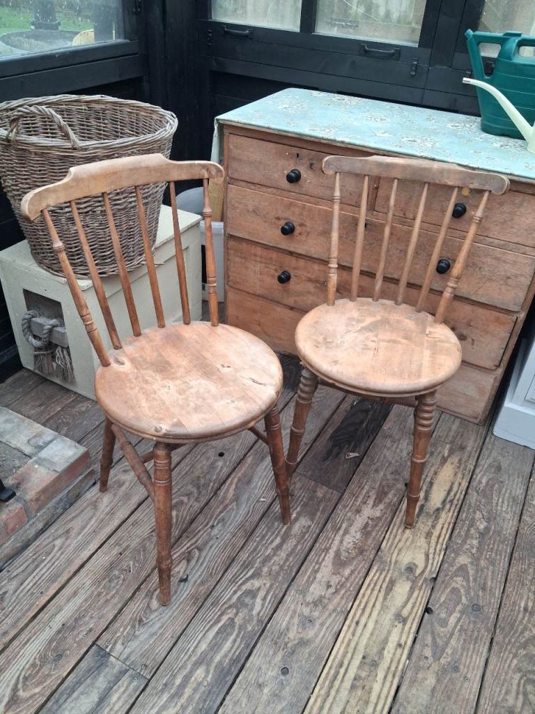 Pair of vintage spindle back chairs 
