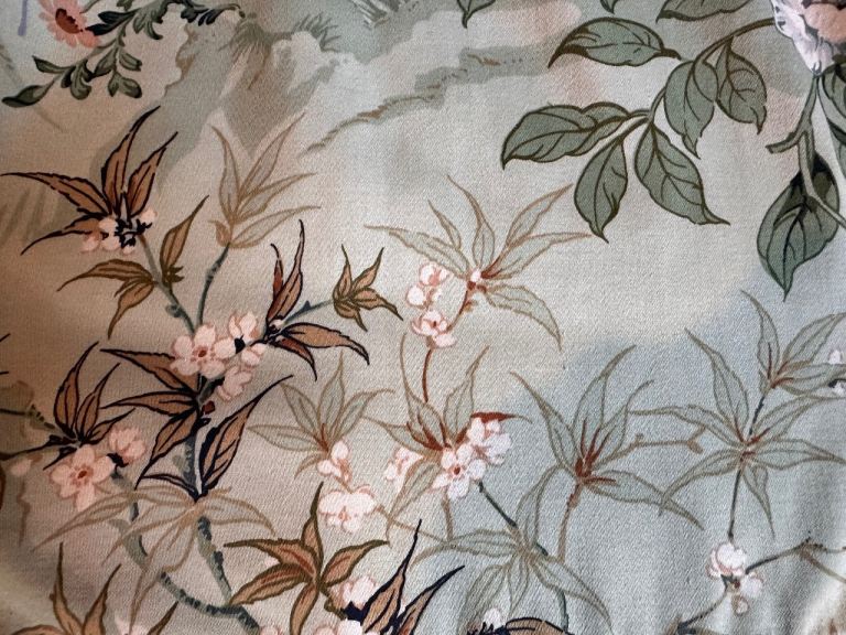Oriental-themed half-length lined curtains