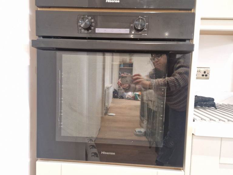 Hisense built in electric oven