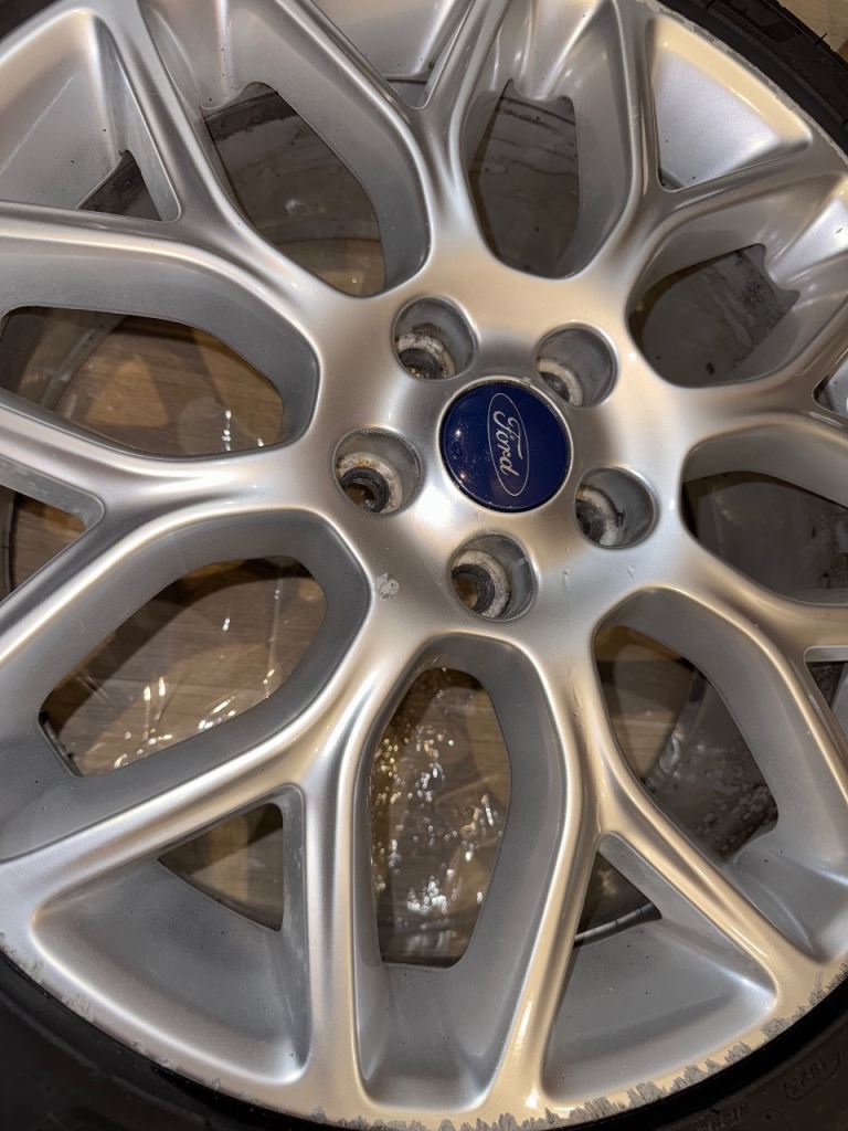 Ford Focus ST-Line 17” Alloys Wheels & Michelin Pilot Sport 4 Tyres 235/40 R18 95Y XL