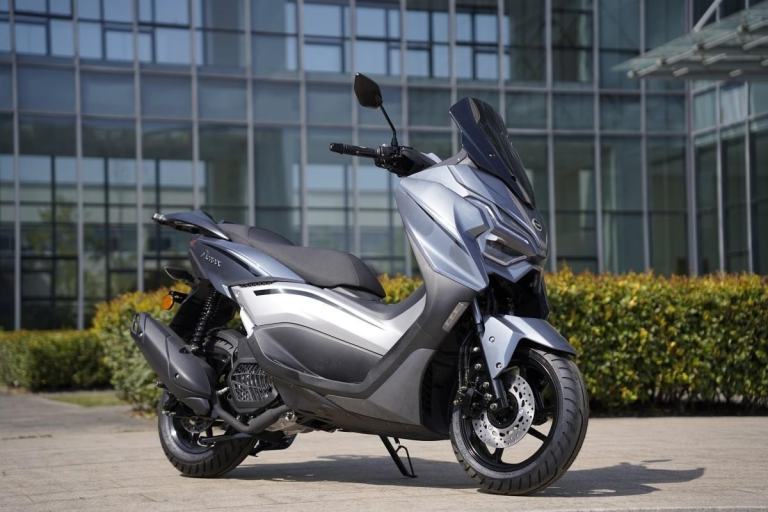 BRAND NEW MGB AMAX 125 125cc LEARNER LEGAL MOPED SCOOTER- NATIONWIDE DELIVERY-