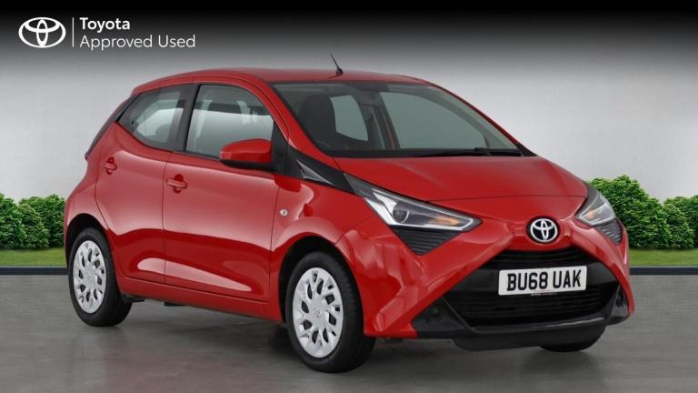  Toyota AYGO 1.0 VVT-i x-play Euro 6 5dr Petrol Manual