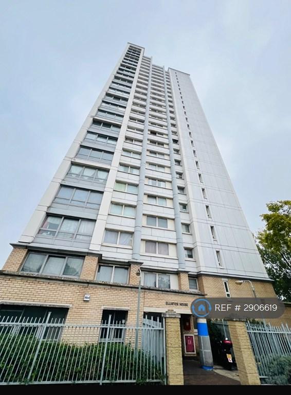 2 bedroom flat in Elliston House, London, SE18 (2 bed) (#2906619)