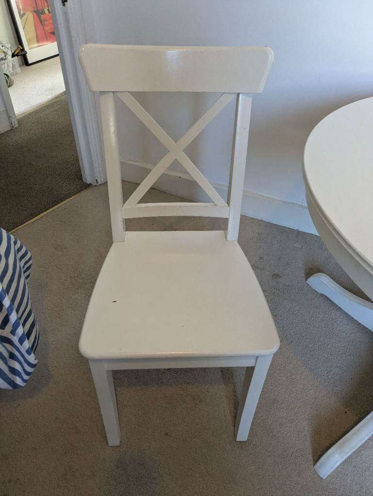 Free IKEA dining room table and 4 chairs