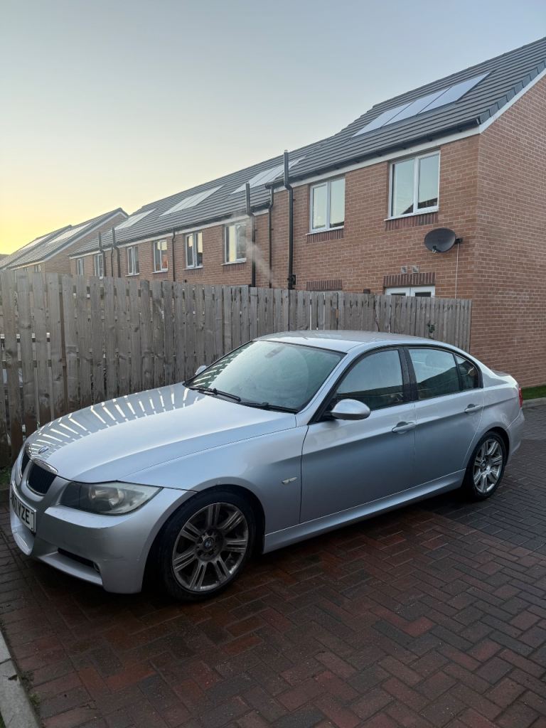 BMW, 3 SERIES, Saloon, 2007, Manual, 1995 (cc), 4 doors