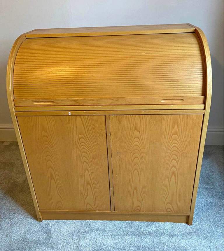 Rolled top desk in light oak