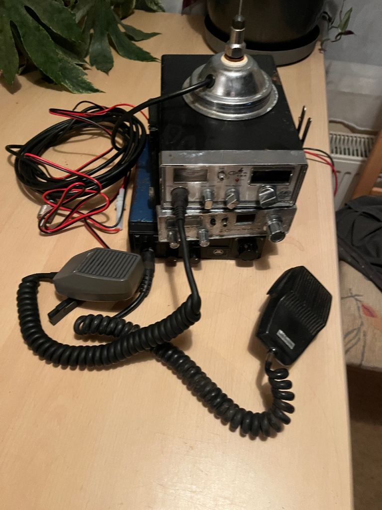 cb radios vintage. With 2 mics and aerial 
