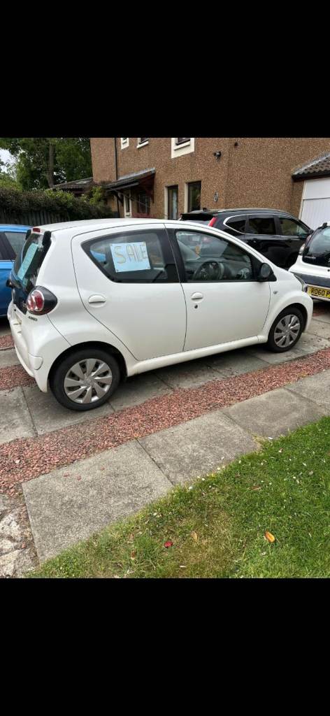 Toyota, AYGO, Hatchback, 2012, Manual, 998 (cc), 5 doors