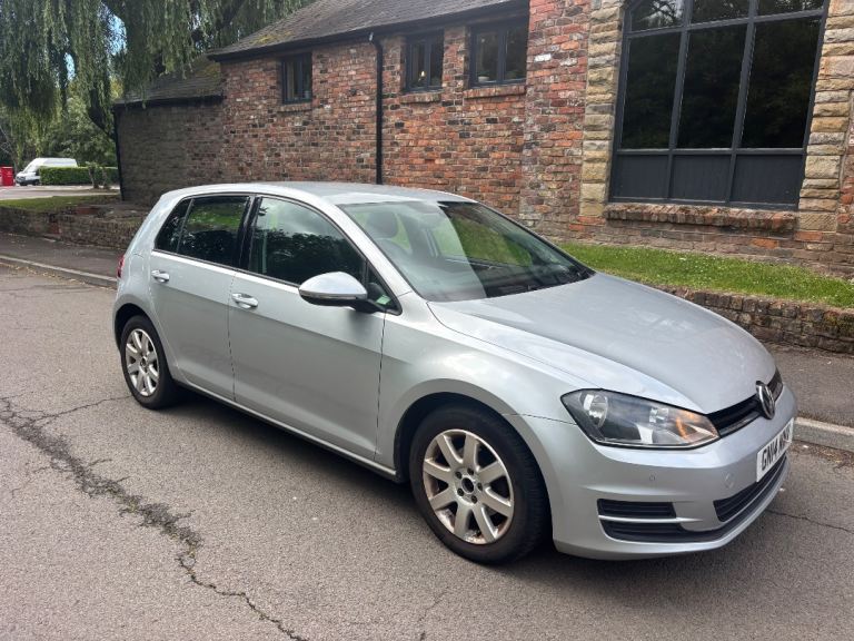 2014 vw golf 1.2 bluemotion. New MOT 55+ mpg £30 tax