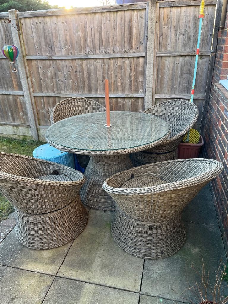 Rattan Garden Table and Chairs Set with Glass Top