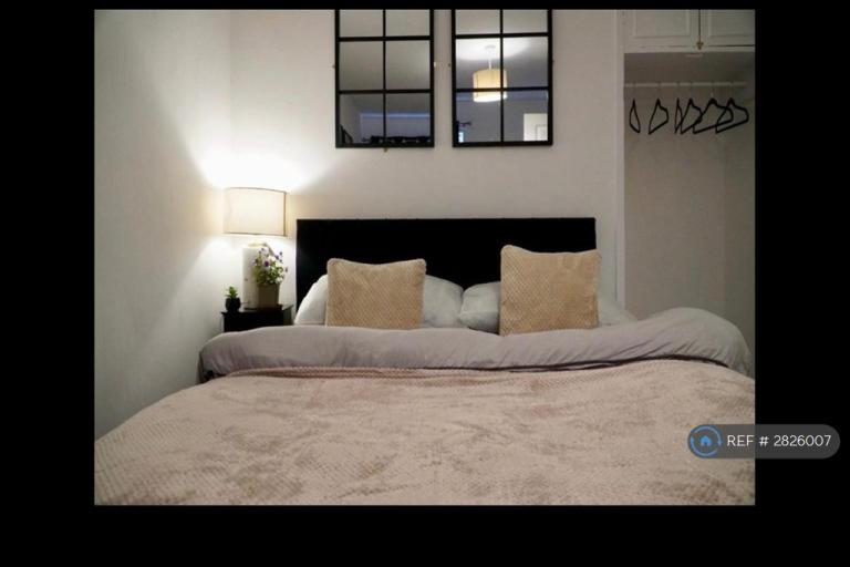 1 bedroom in Deal Close, Stockton-On-Tees, TS19 (#2826007)