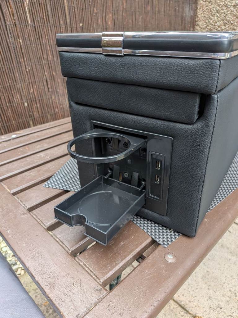 Van/motorhome centre console
