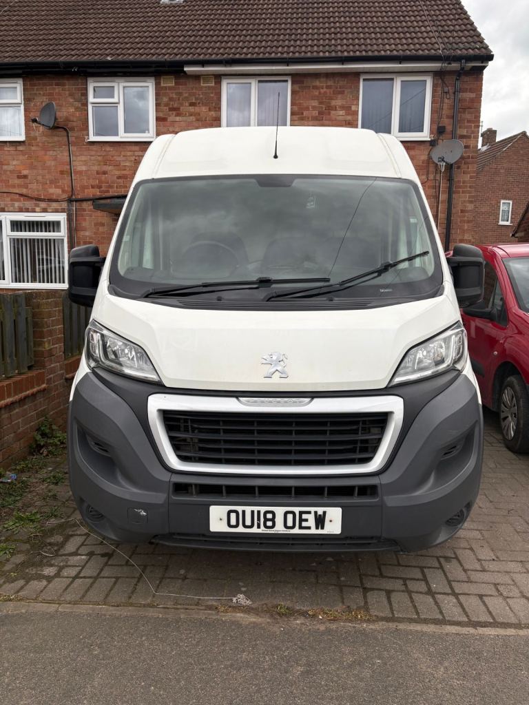 Peugeot boxer 2018 L3H2 professional (No VAT)