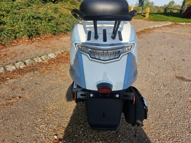 AJS BARLETTA 125 CVT EURO 5 2025 Petrol Automatic in Blue