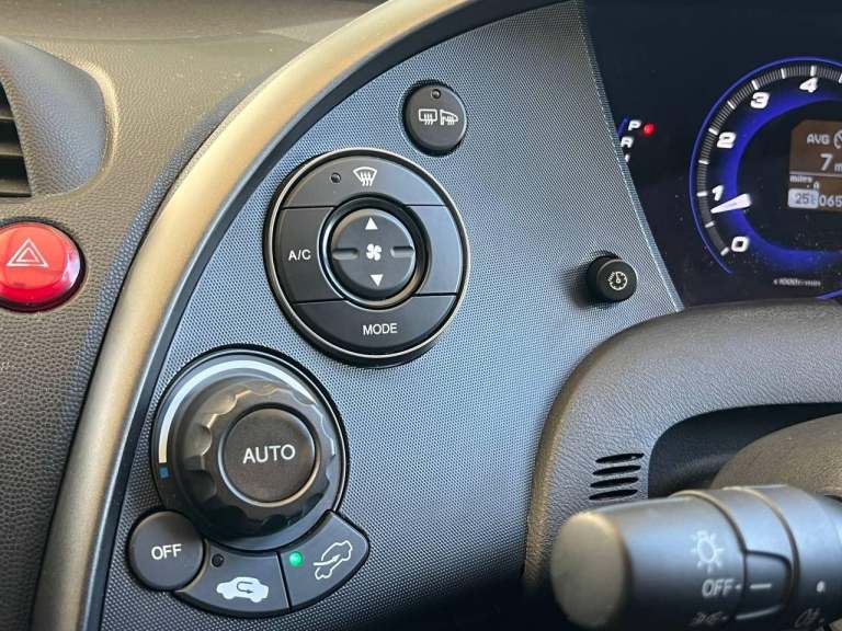 2010 Honda Civic 1.8 i-VTEC SE 5dr HATCHBACK Petrol Automatic