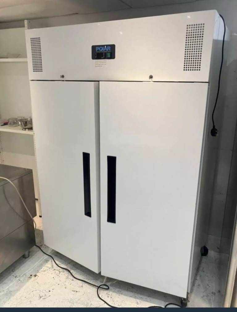 Commercial fridge 