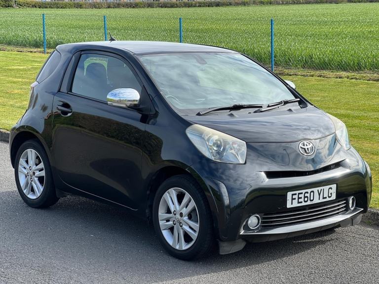 2010 Toyota IQ 1.33 1.3 manual VVTI Black 