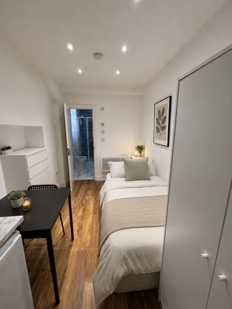 Comfy Modern Studio - Feltham, Hounslow - NO DEPOSIT REQUIRED