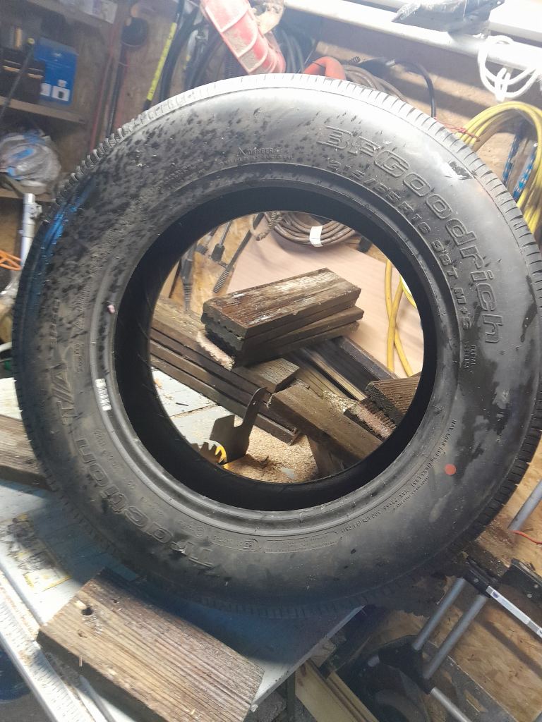 Car tyre