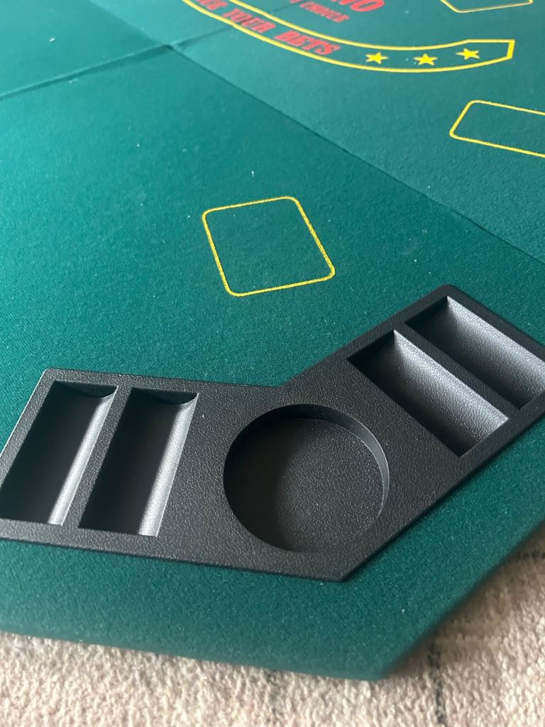 Poker table and chip set
