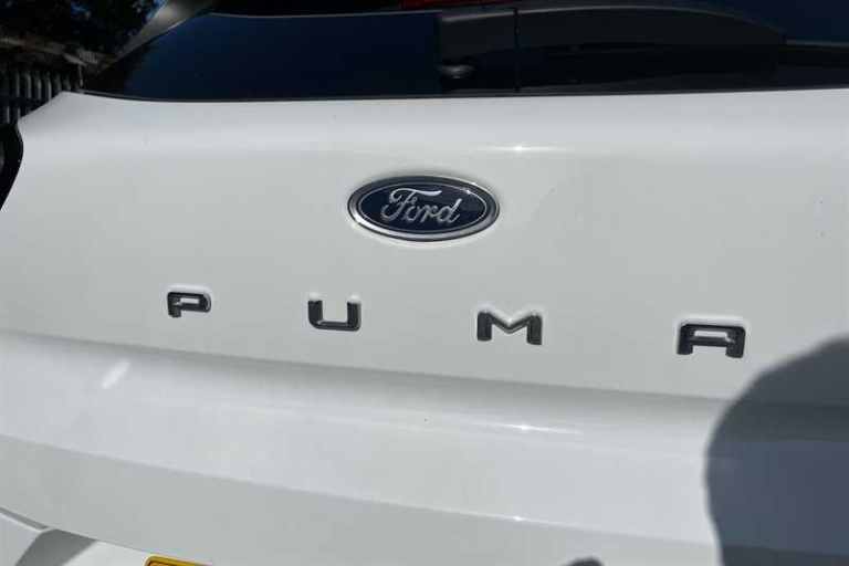2022 Ford Puma 1.0 EcoBoost Hybrid mHEV Titanium 5dr DCT HATCHBACK PETROL Automatic