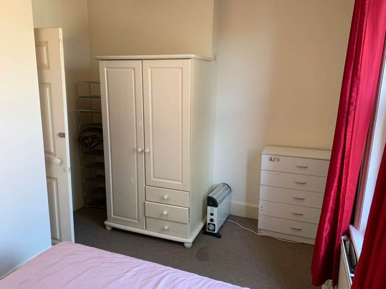 1 Bed Flat, Farnham Road Guildford, GU2