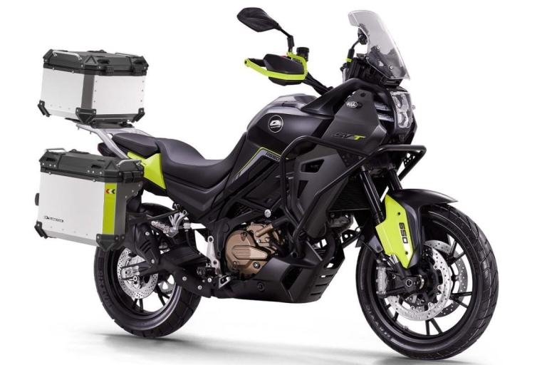 2026 QJ Motor SVT 650, Touring, Adventure bike, full luggage 