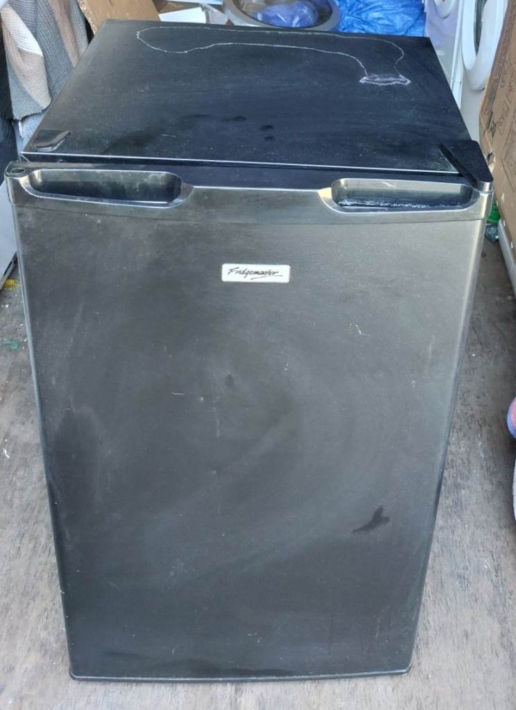 Fridgemaster Under Counter Freezer- Fully Working