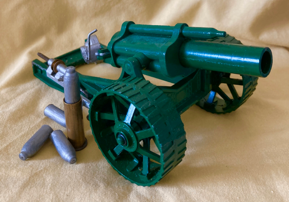Britains 9740 Howitzer loader and plastic shells