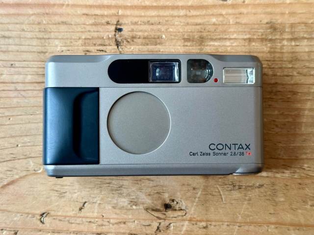 Contax T2 Carl Zeiss Sonnar 38mm f2.8 Compact Film Camera