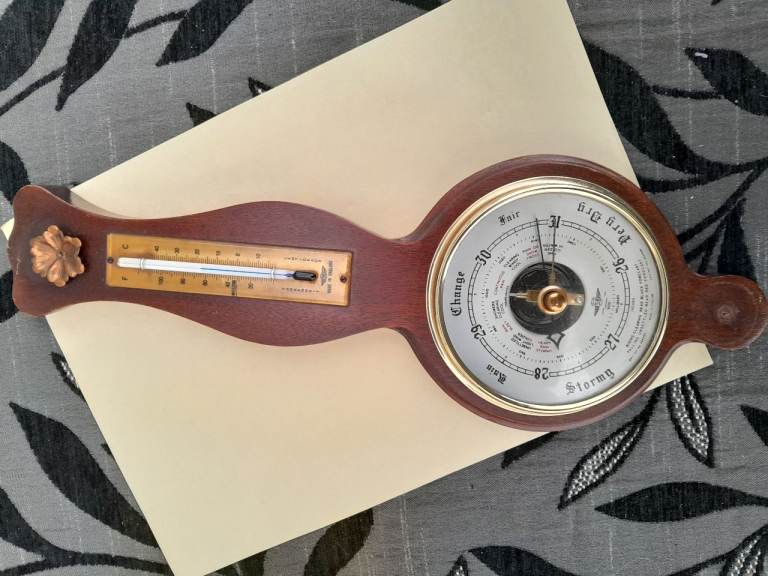 Vintage Banjo style Barometer 
