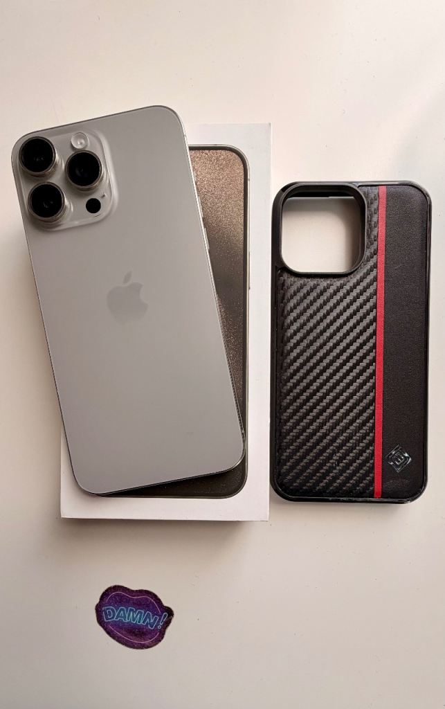 iPhone 15 Pro Max 256GB Silver – Excellent Condition – Unlocked