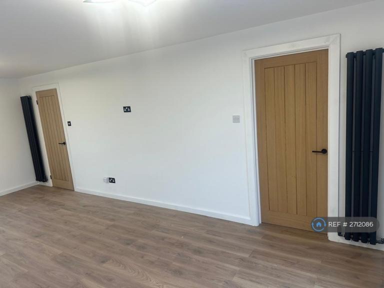 3 bedroom house in Orwell Walk, Witham, CM8 (3 bed) (#2712086)