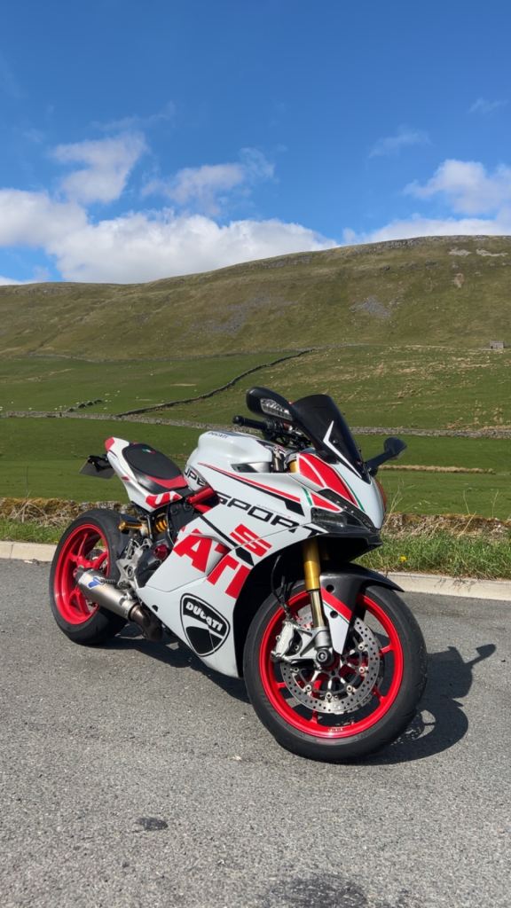 2017 Ducati Supersport S 939 Sports tourer 940, MAY SWAP PX  ktm 1290 mt10 Aprilia Tuono v4