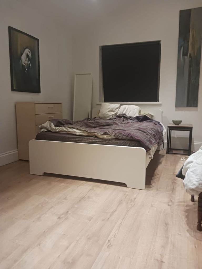 Short term rent Room