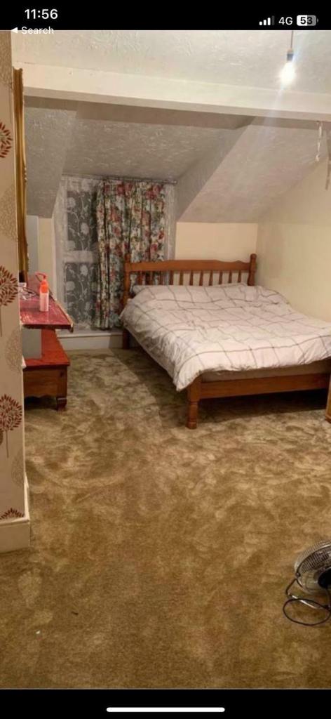 Room for Rent Bristol- Redland 