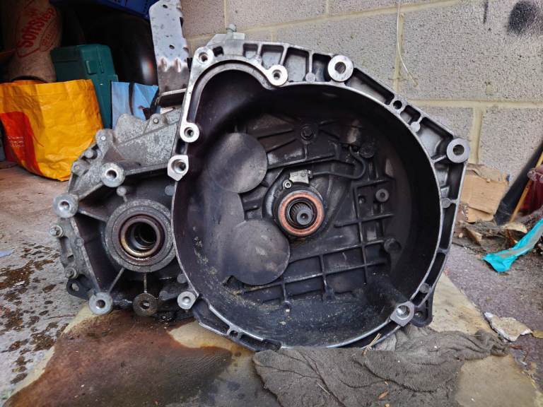 Vauxhall Vectra C, Signum 1.9 cdti 16v,Gearbox F40, z19dth 