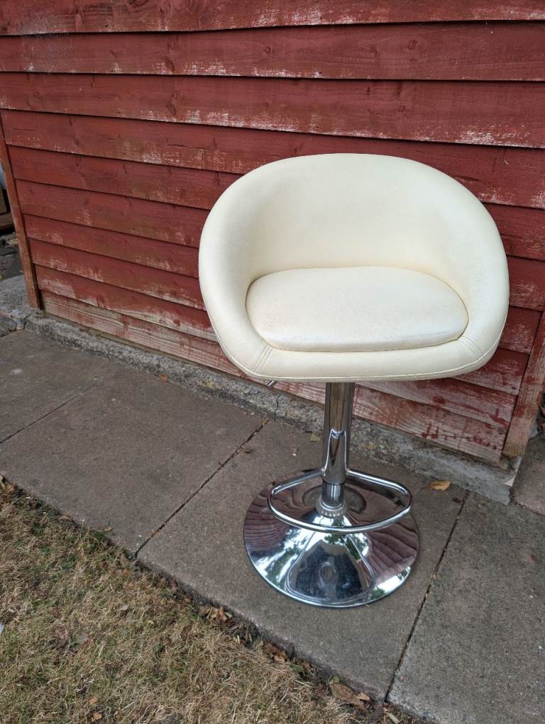 Stool