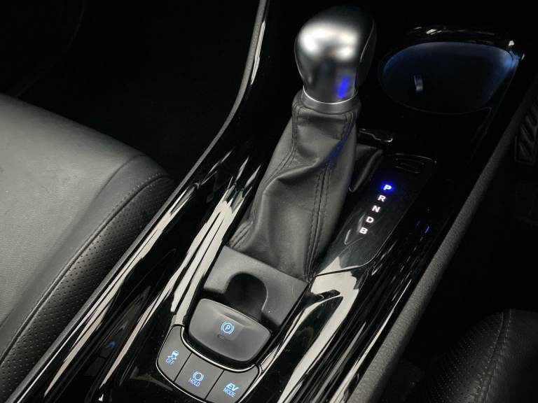 2020 Toyota C-HR 1.8 Hybrid Dynamic 5dr CVT HATCHBACK PETROL/ELECTRIC Automatic