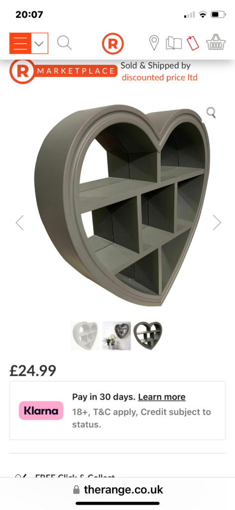 Heart shaped wall shelf