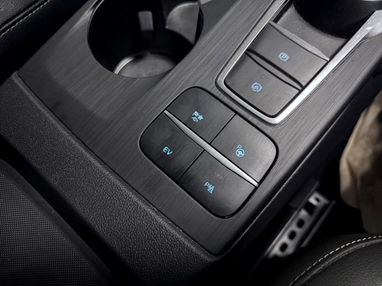 2020 Ford Kuga 2.5 EcoBoost Duratec 14.4kWh Titanium First Edition SUV 5dr Petrol Plug-in  HATCHB...