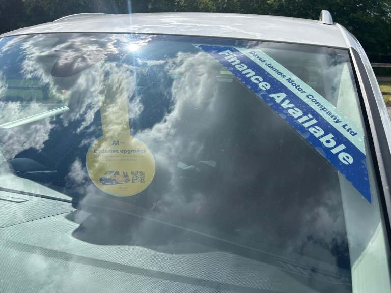 VOLKSWAGEN TIGUAN 2.0 TDI BlueMotion Tech SE Navigation 2016