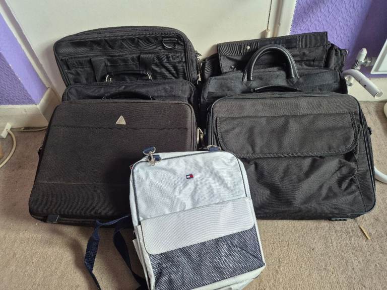 Selection of 7 Laptop Bags and Backpack – Good Condition