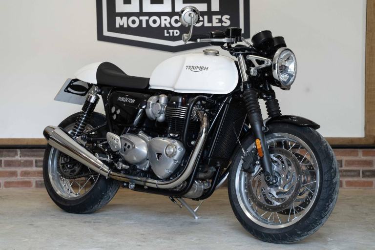 2016 Triumph Thruxton 1200, only 4k miles, excellent condition 