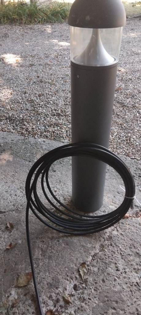 Exterior light bollard and 10 meters of 2.5mm armored cable 